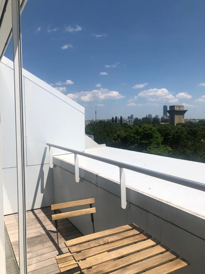 Augartenblick Penthaus 14 - Blick Zum Riesenrad Vienna Luaran gambar